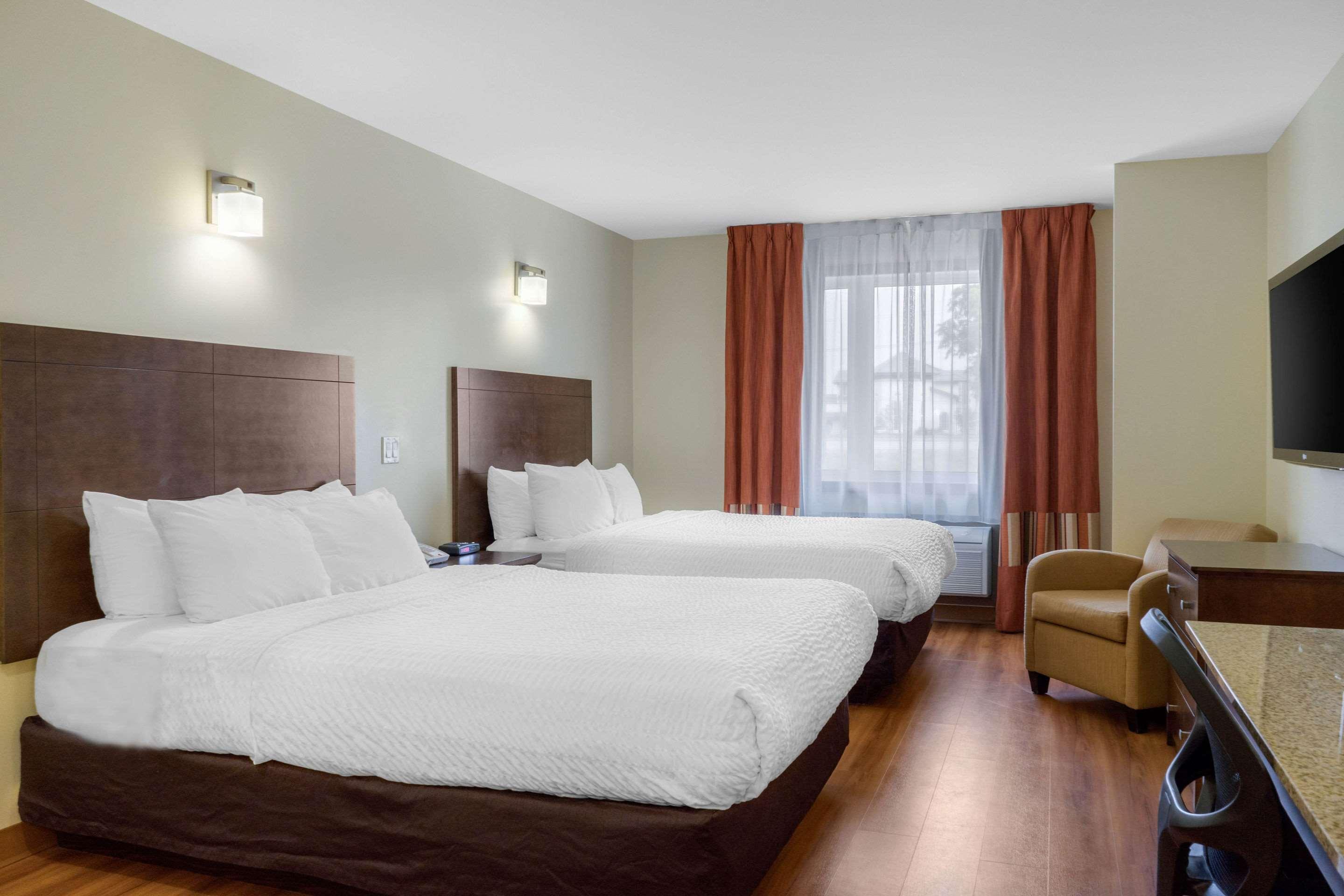 Quality Inn & Suites Winkler Ngoại thất bức ảnh