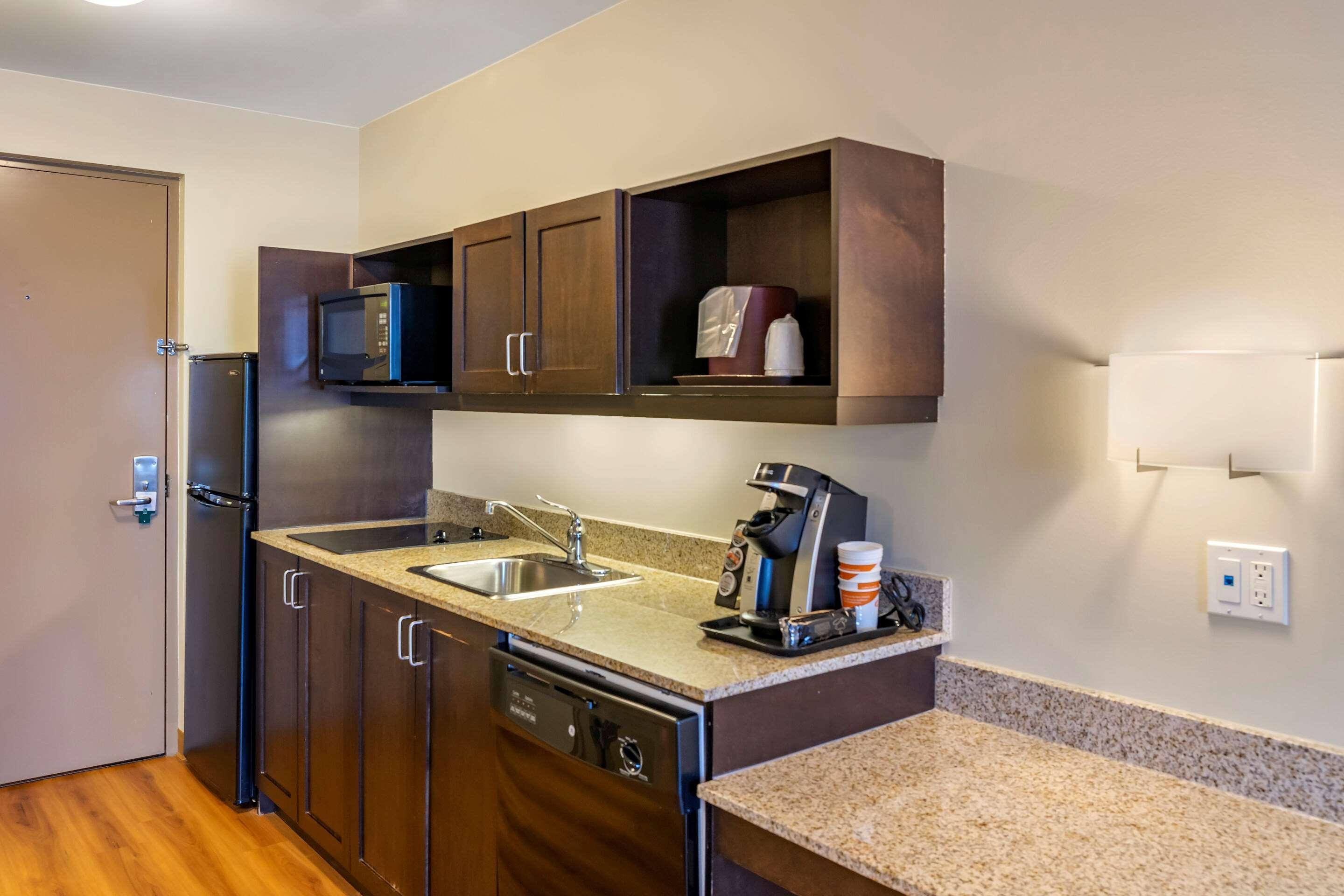 Quality Inn & Suites Winkler Ngoại thất bức ảnh